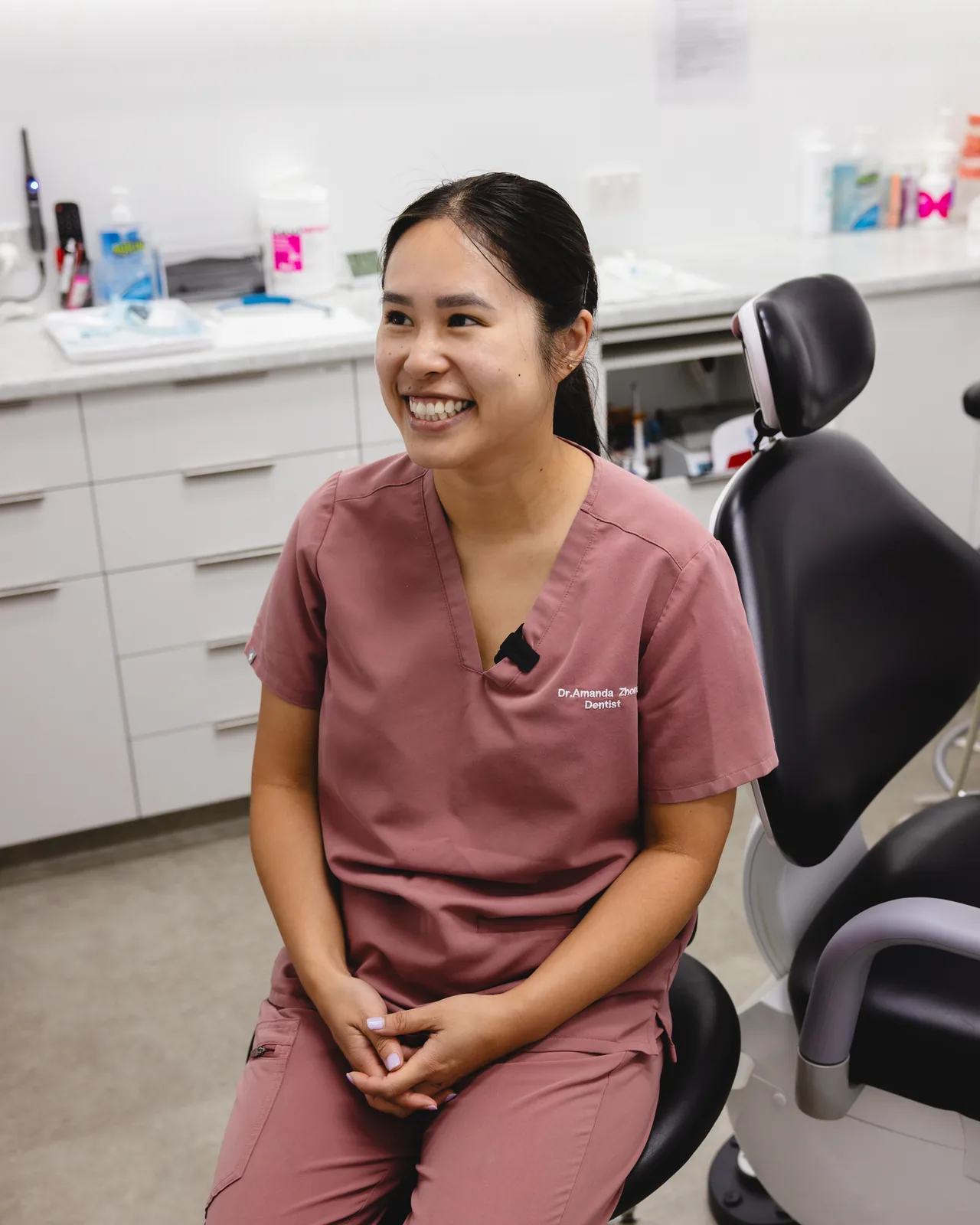 Dr Amanda Zhong listening to a patient at Dental Spot